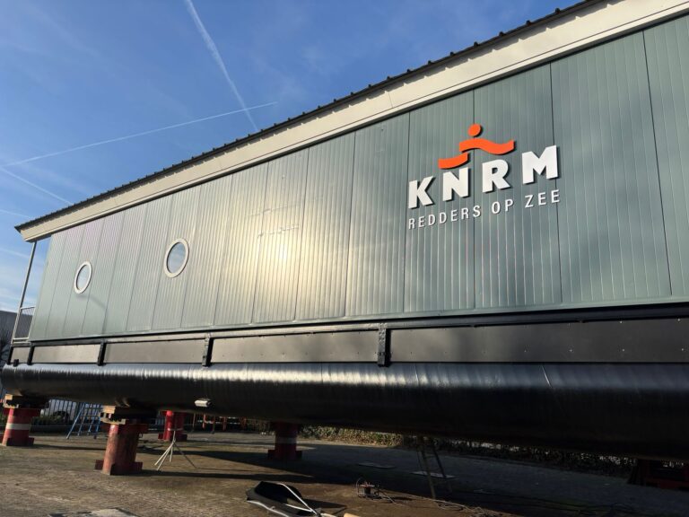 PHOTO-2025-12-04-15-06-36 3